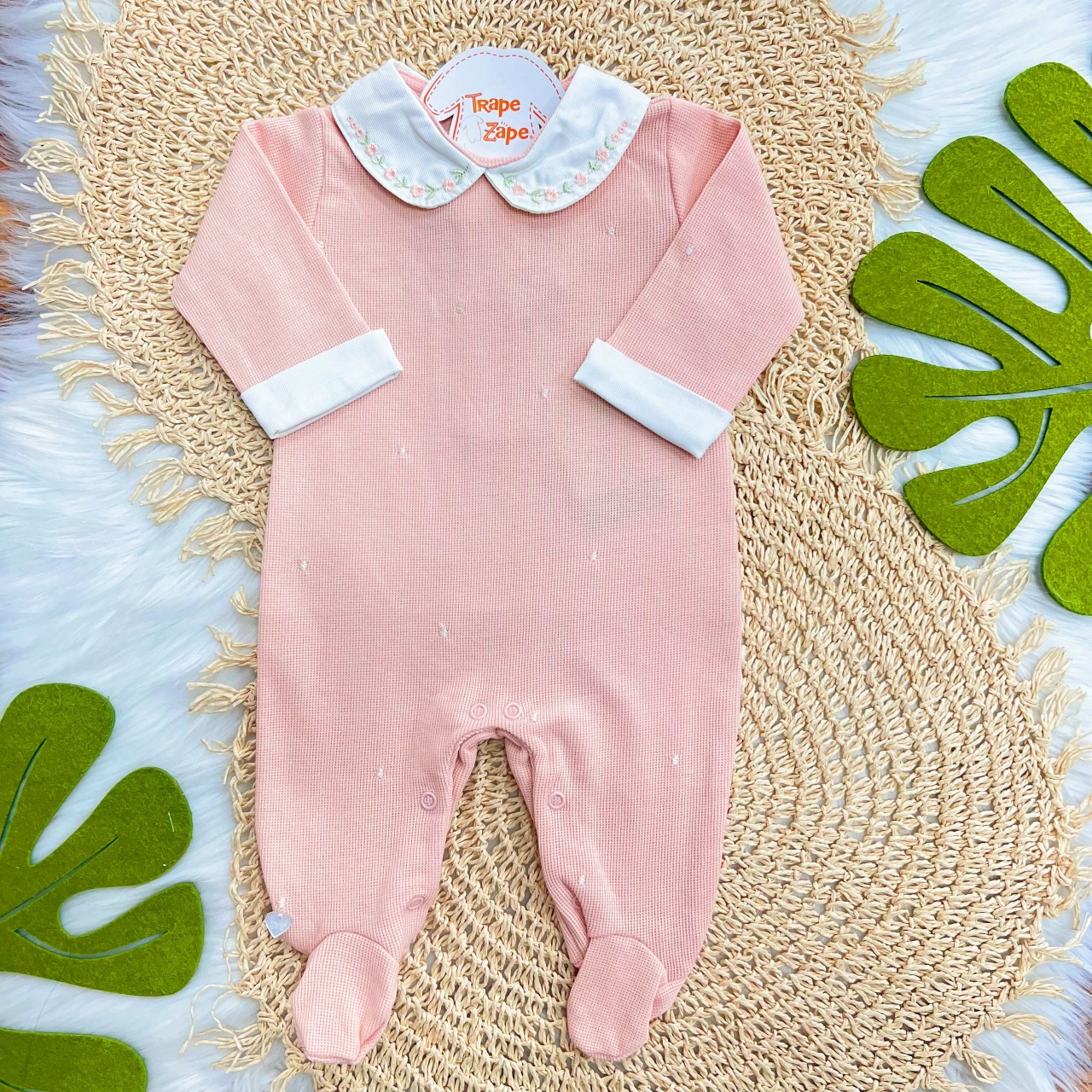  Macacão Tricotil Verão (Tricot 100% Algodão) com Gola Bordada - Florzinhas Rose